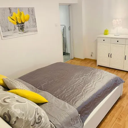 Apartmán Rodzinny Z Ogrodem *