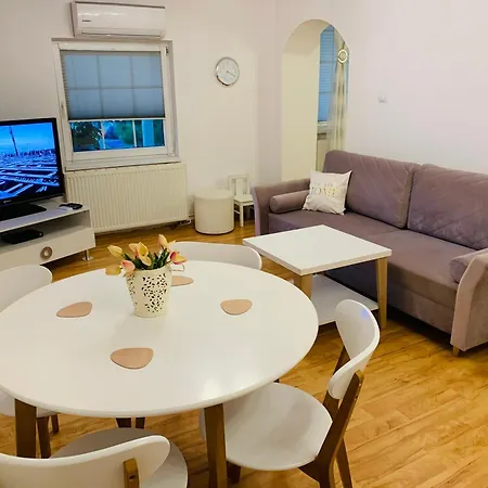 Apartmán Rodzinny Z Ogrodem *