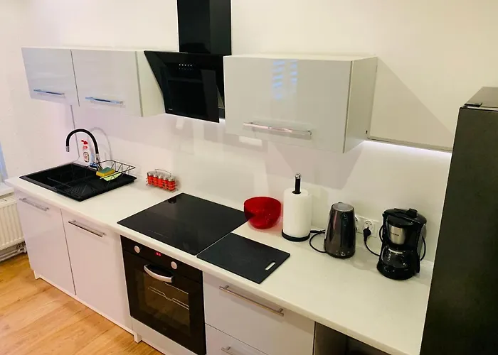 Rodzinny Z Ogrodem צ'שין